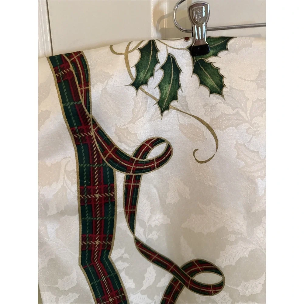 Lenox Holiday Nouveau Rectangle 60x104